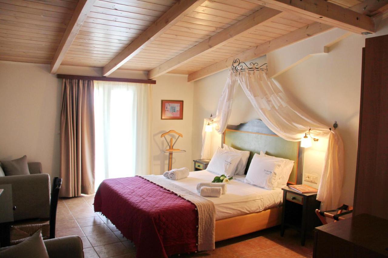 Vassiliki Bay Hotel Exterior photo