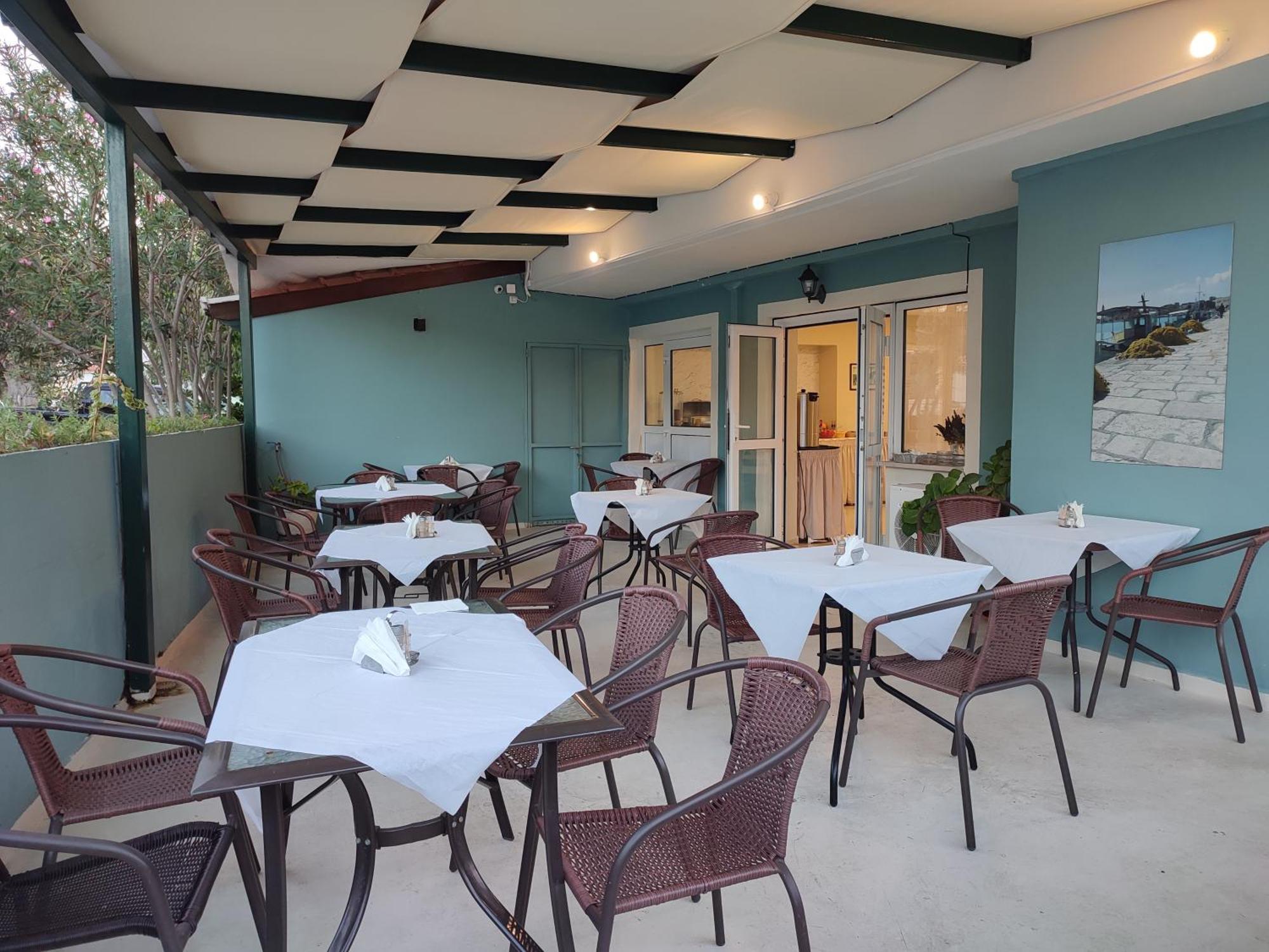 Vassiliki Bay Hotel Exterior photo